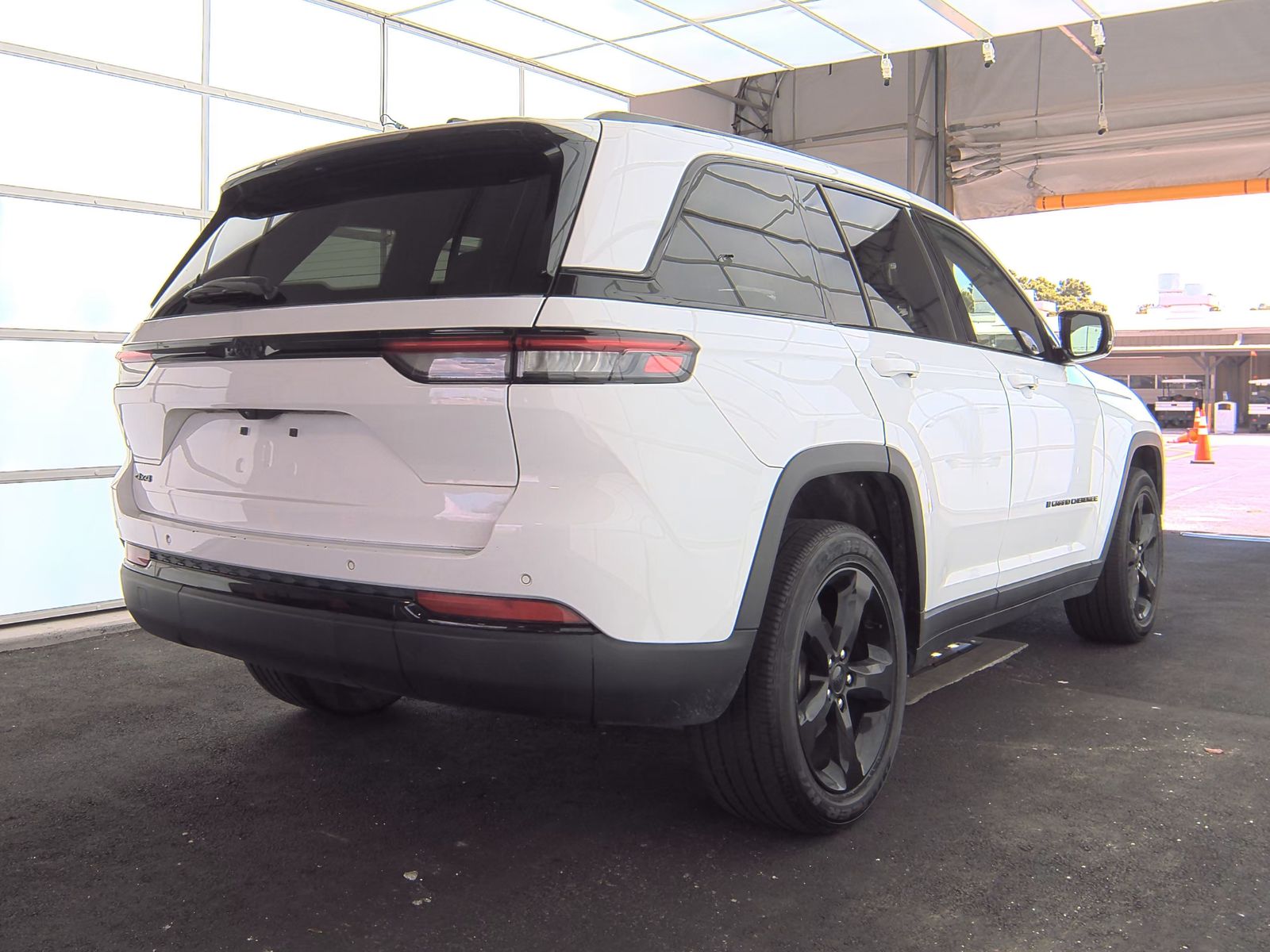 2023 Jeep Grand Cherokee Altitude AWD