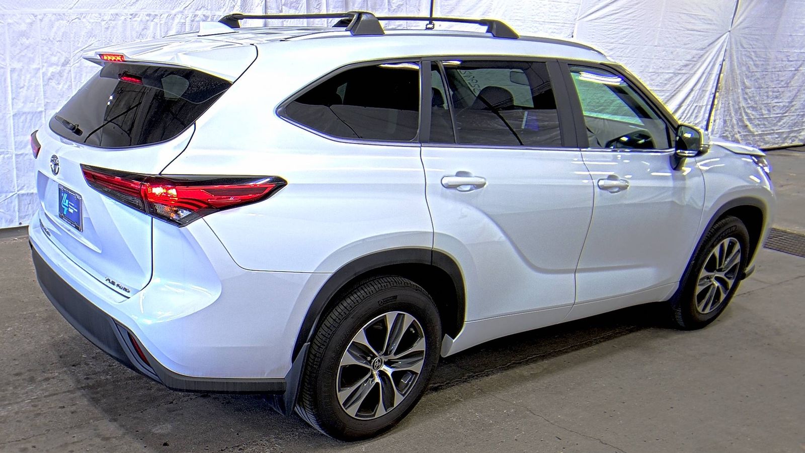 2023 Toyota Highlander XLE AWD