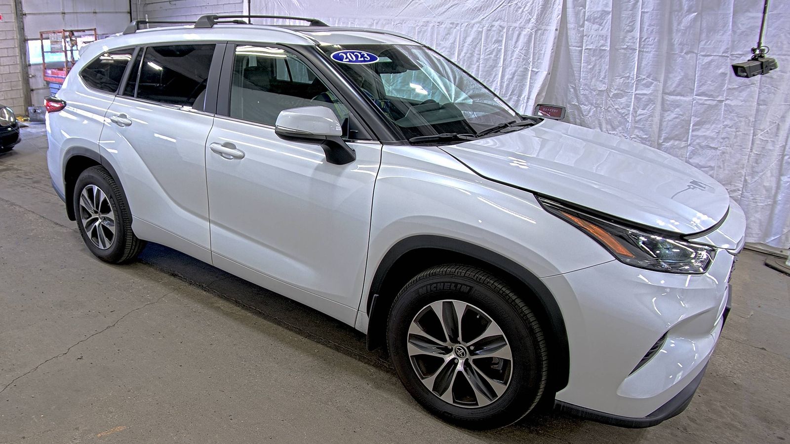 2023 Toyota Highlander XLE AWD