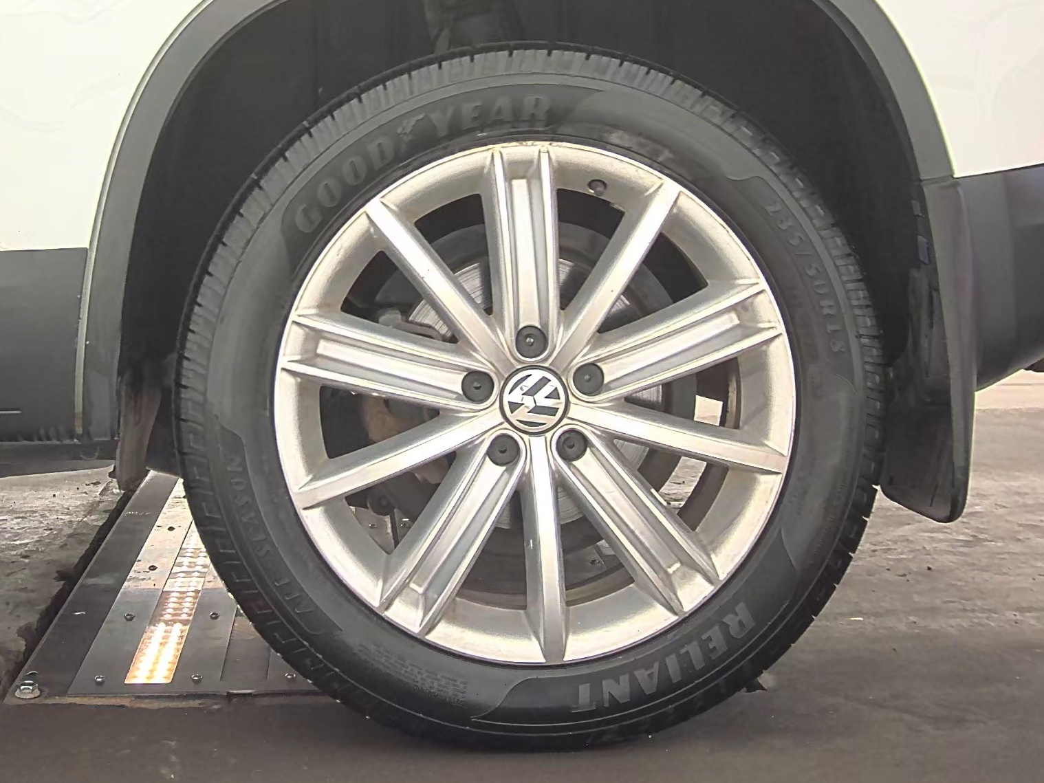 2016 Volkswagen Tiguan 2.0T SE AWD