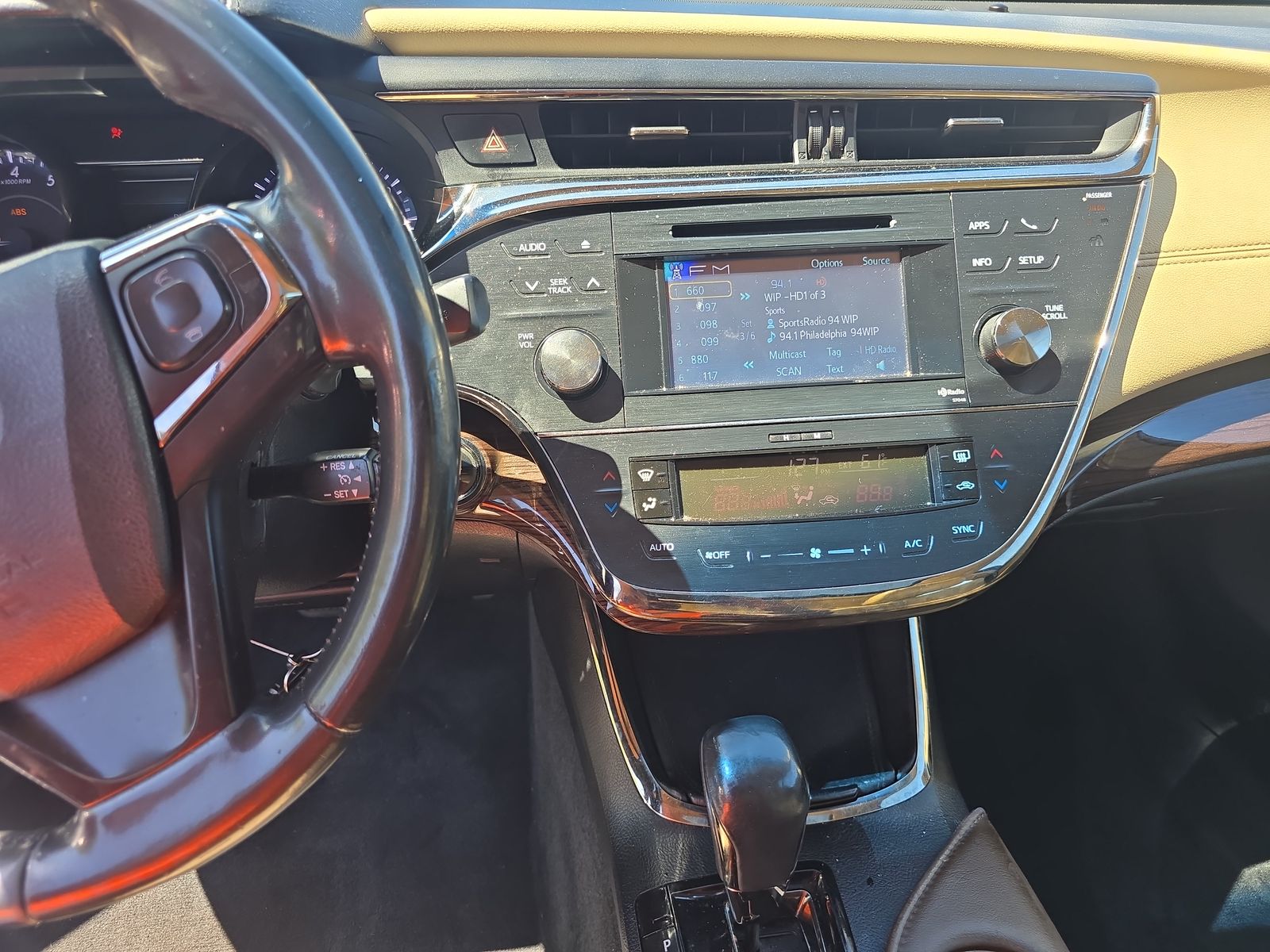 2013 Toyota Avalon XLE Touring FWD