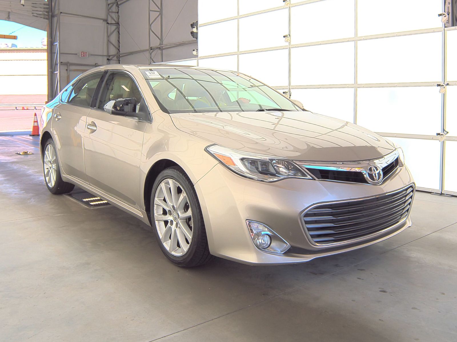 2013 Toyota Avalon XLE Touring FWD