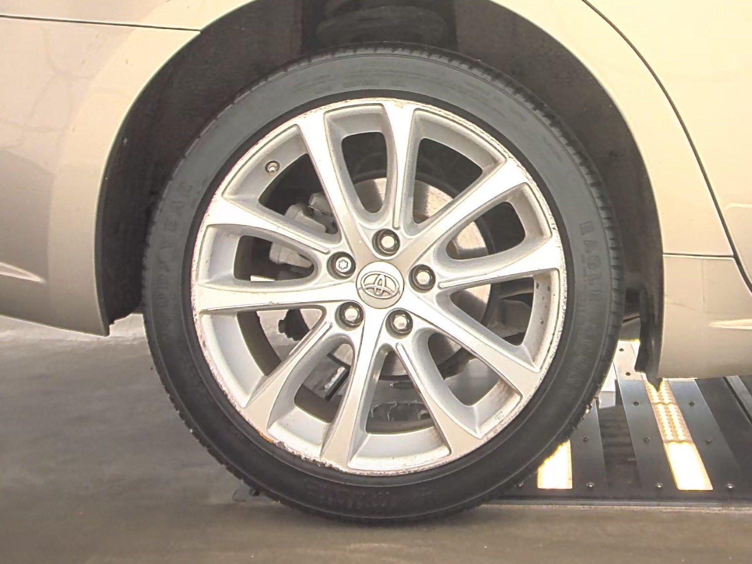 2013 Toyota Avalon XLE Touring FWD
