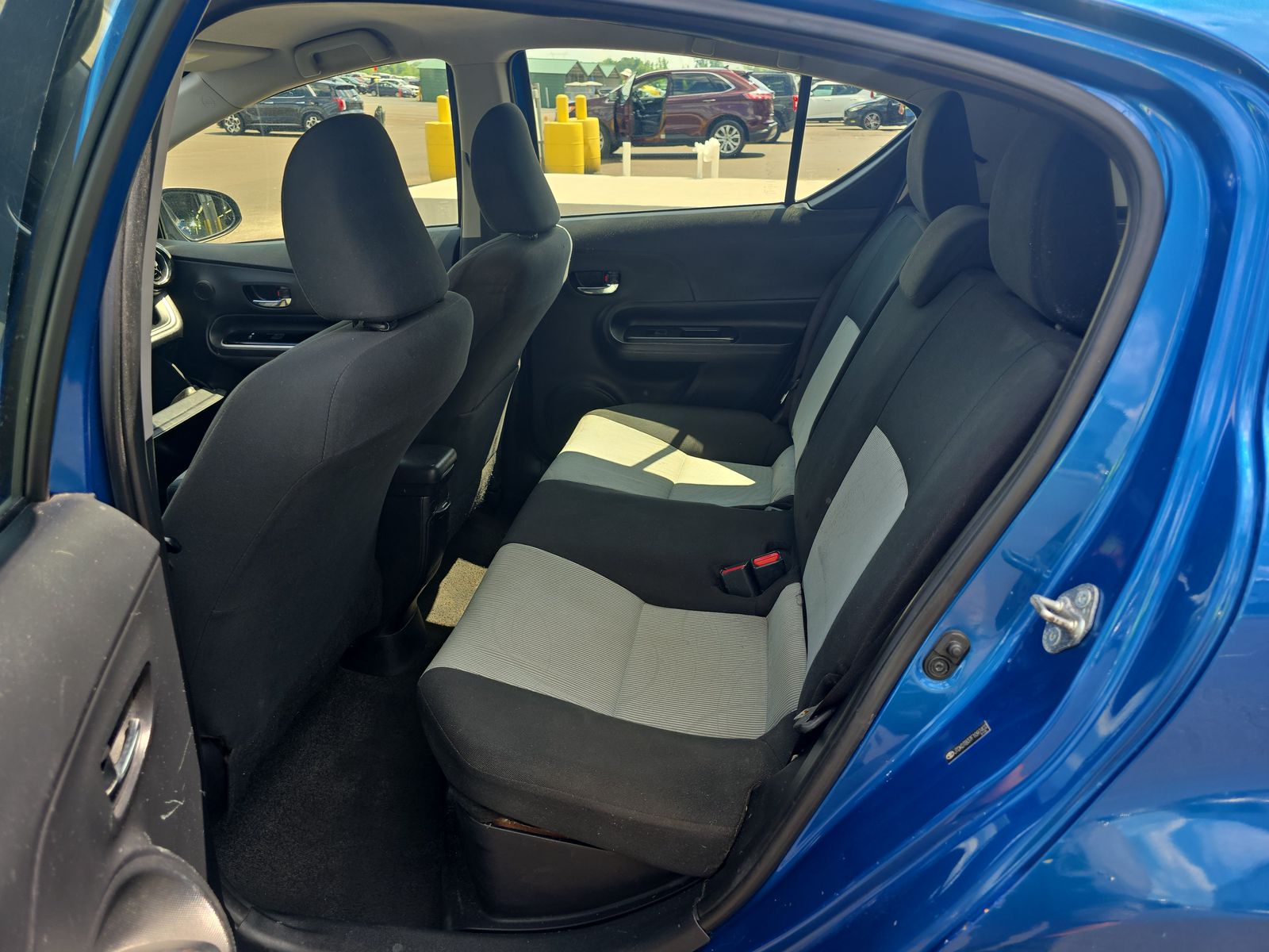 2015 Toyota Prius c Three FWD