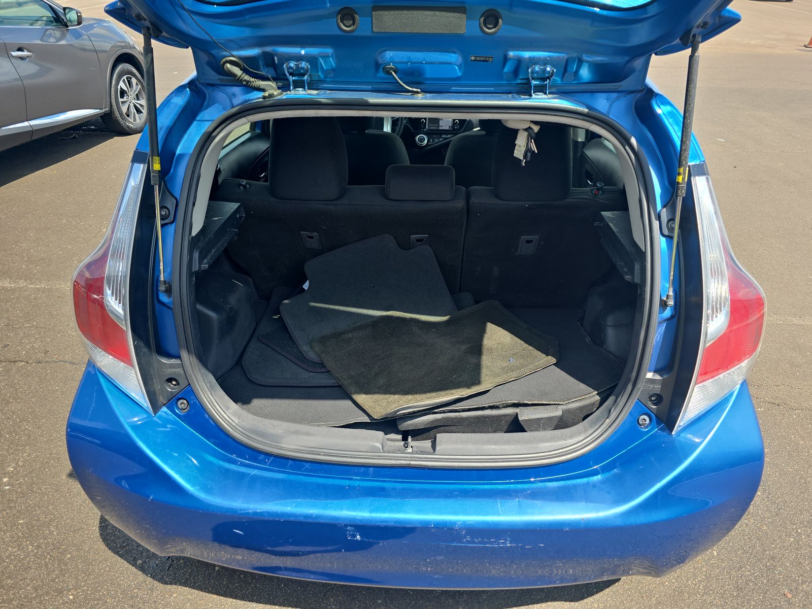 2015 Toyota Prius c Three FWD