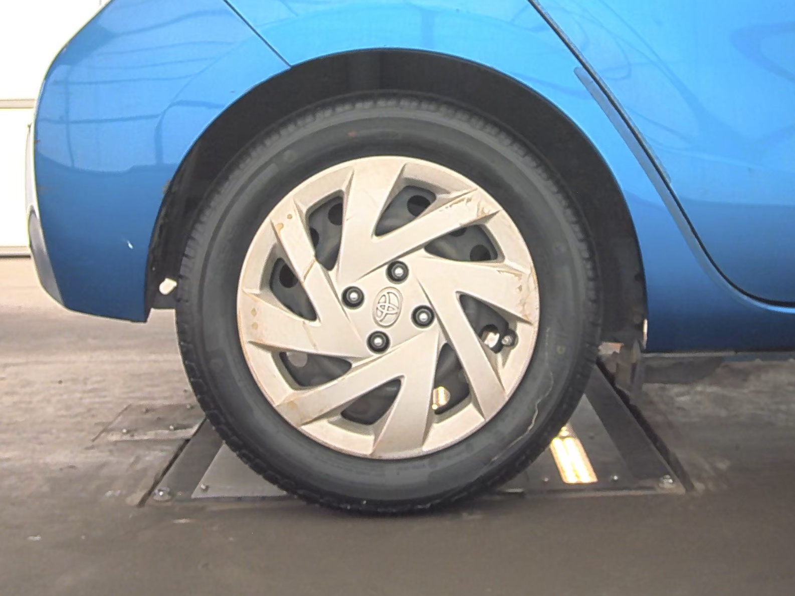 2015 Toyota Prius c Three FWD
