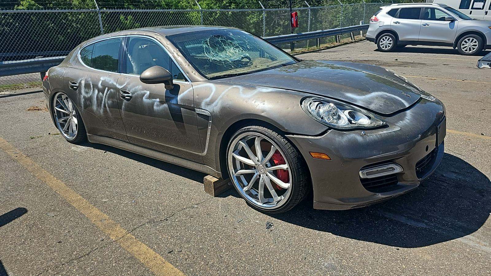 2010 Porsche Panamera Turbo AWD