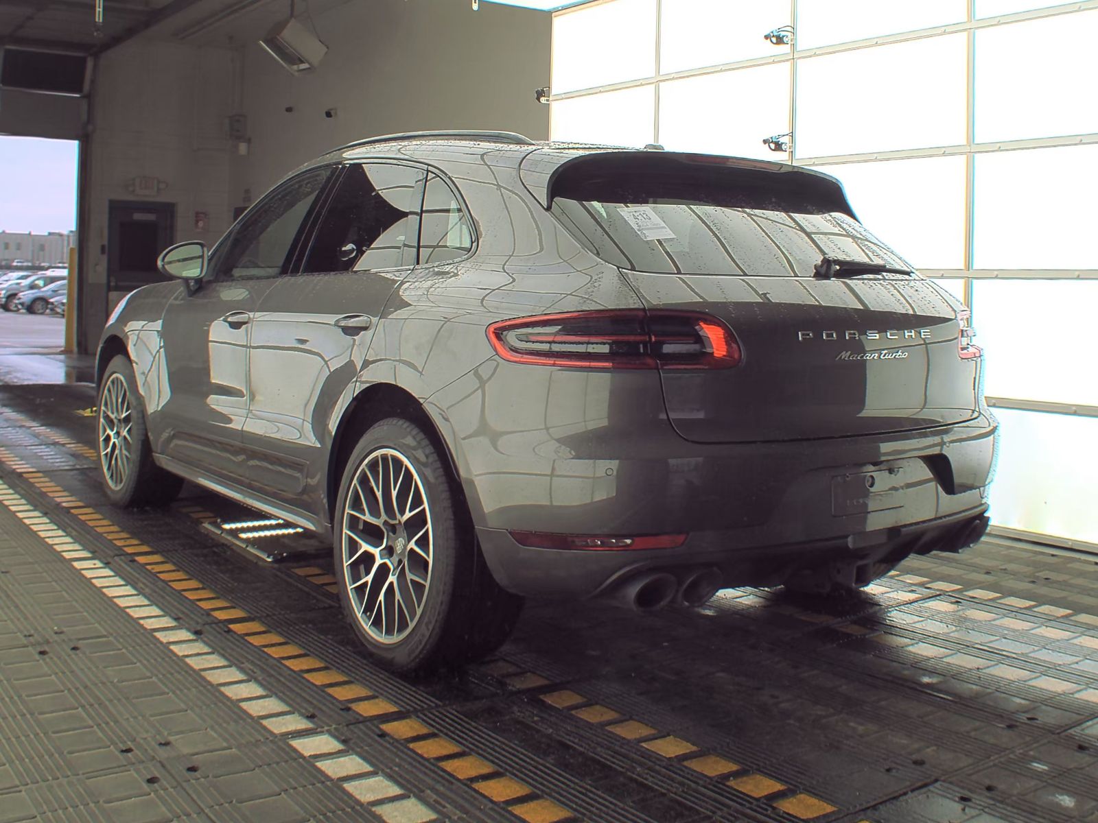 2015 Porsche Macan Turbo AWD