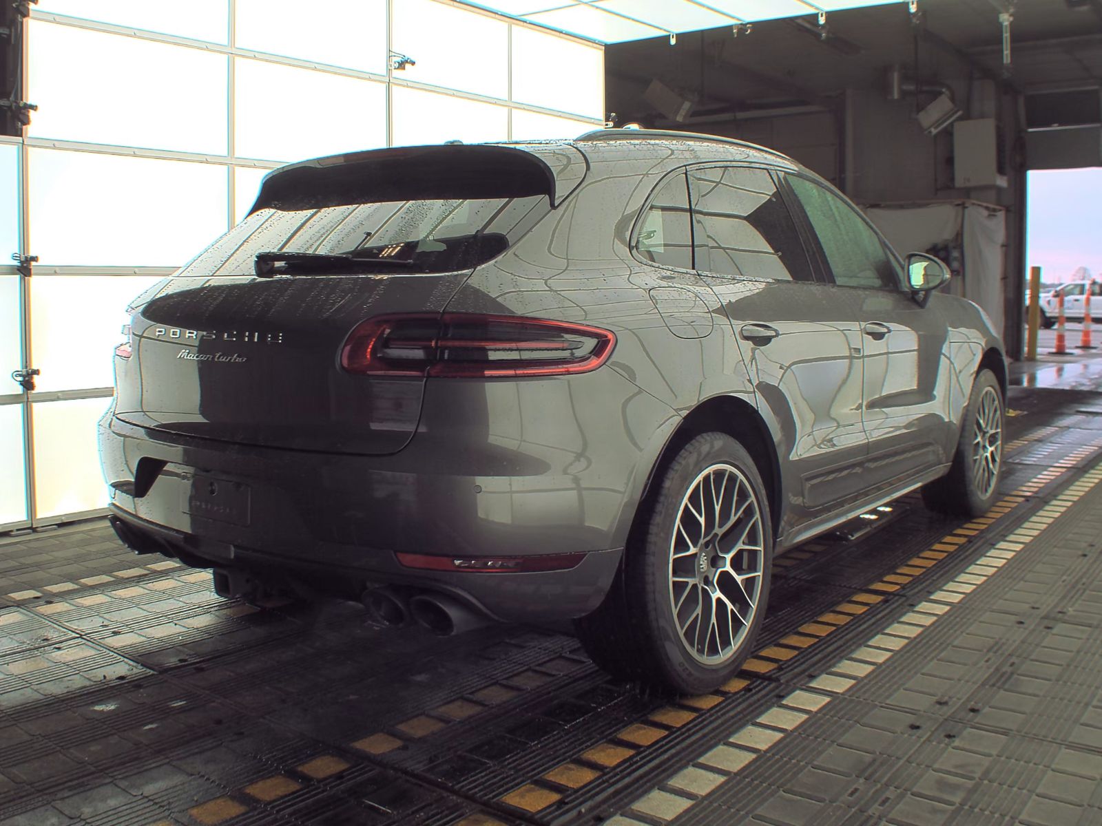 2015 Porsche Macan Turbo AWD