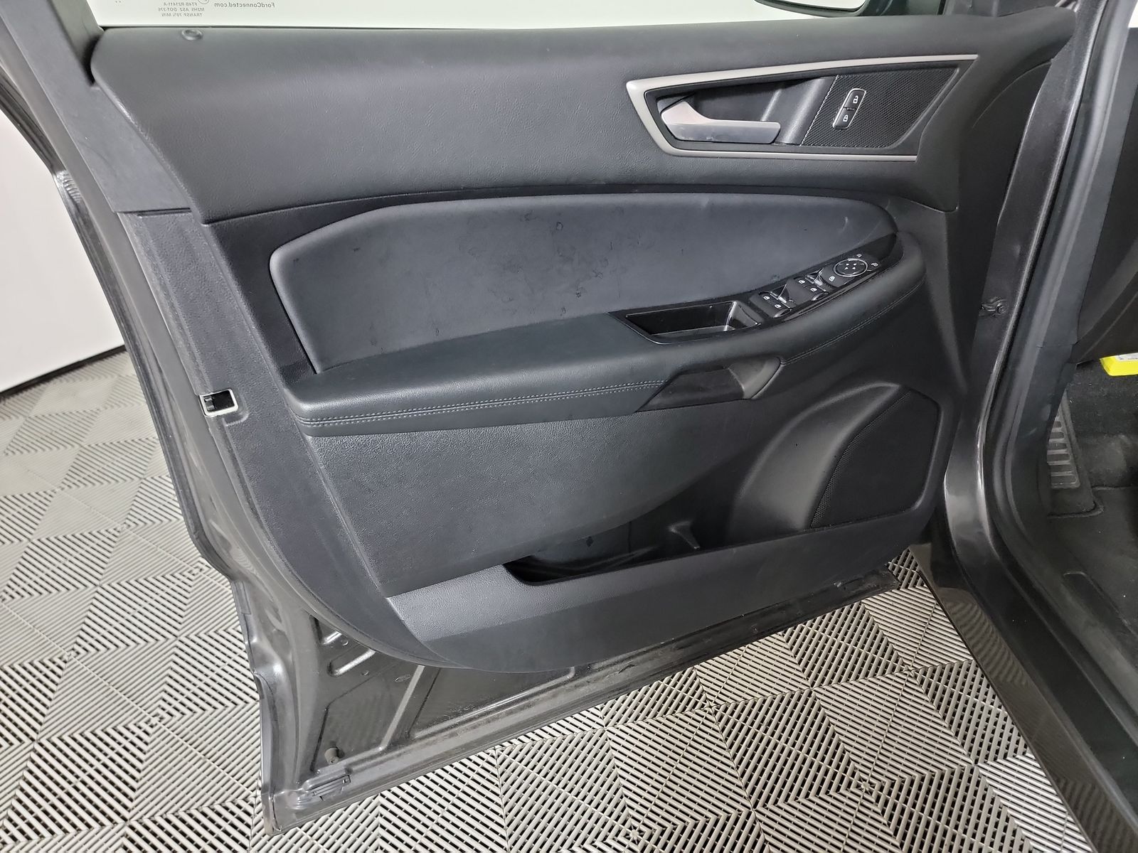 2020 Ford Edge SEL FWD
