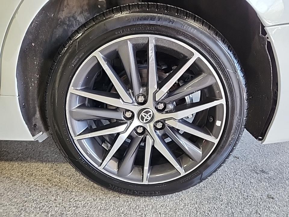 2023 Toyota Camry XLE AWD
