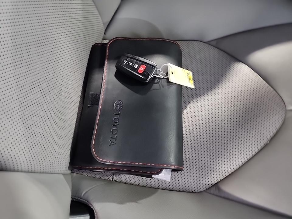 2023 Toyota Camry XLE AWD