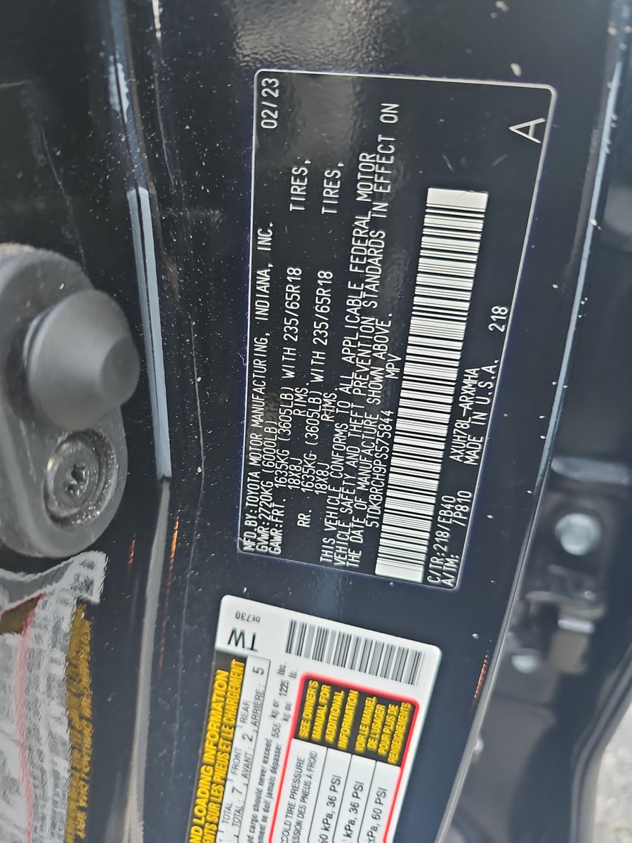 2023 Toyota Highlander Hybrid XLE AWD