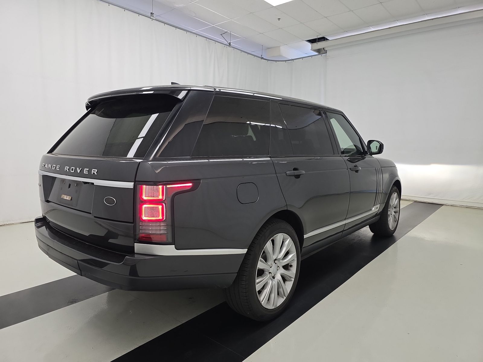 2017 Land Rover Range Rover Supercharged LWB AWD