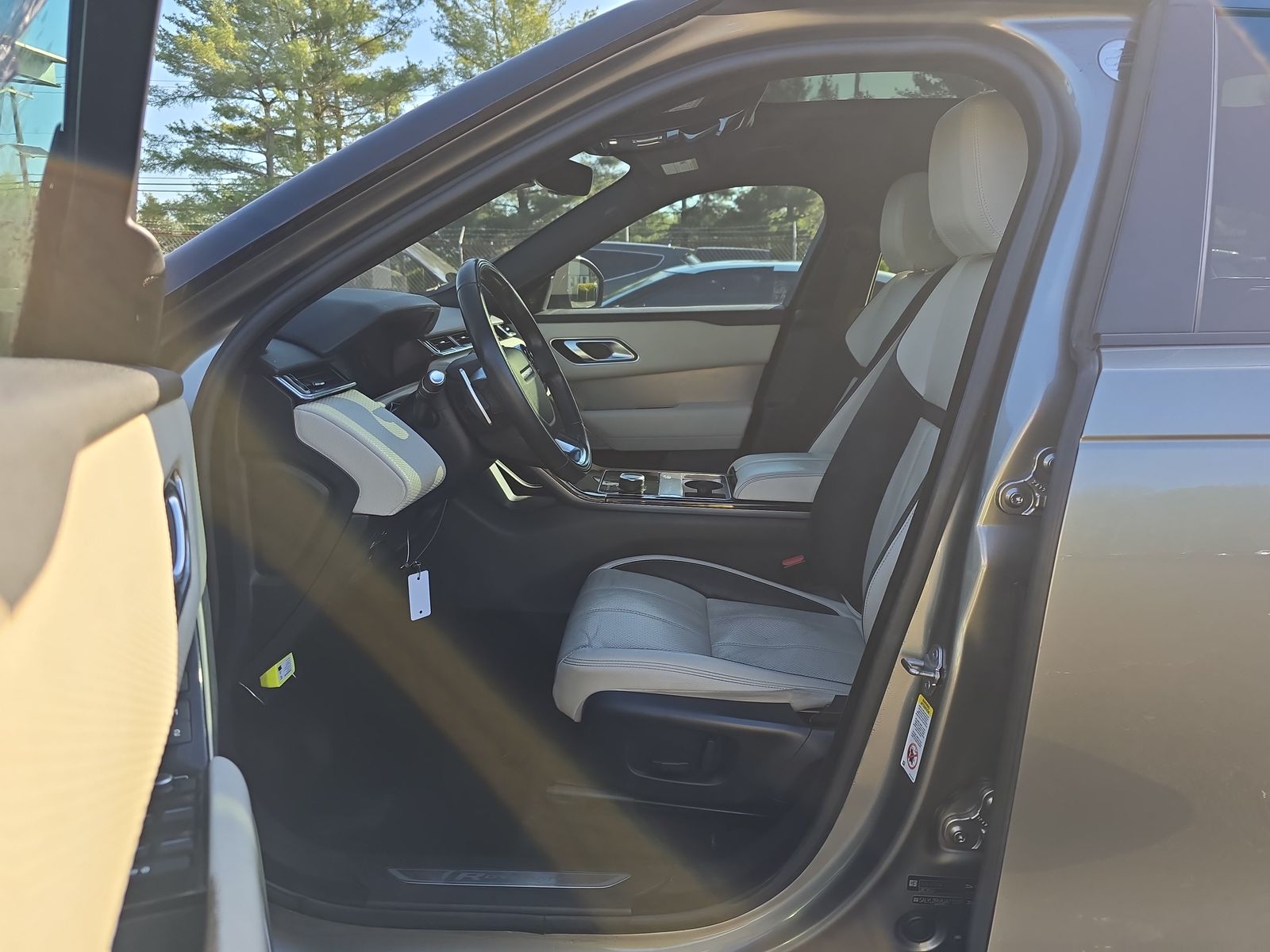 2018 Land Rover Range Rover Velar R-Dynamic SE AWD