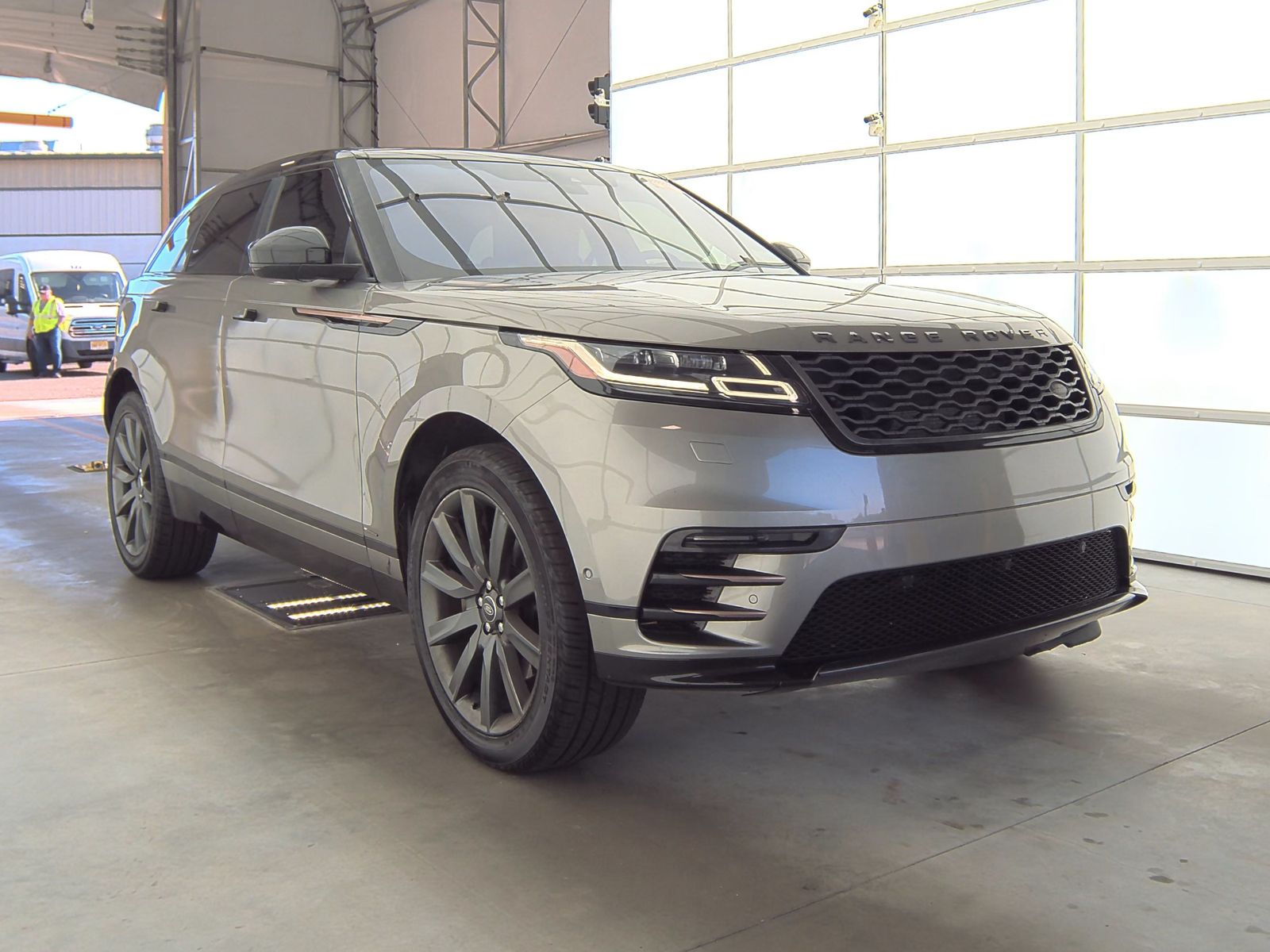 2018 Land Rover Range Rover Velar R-Dynamic SE AWD