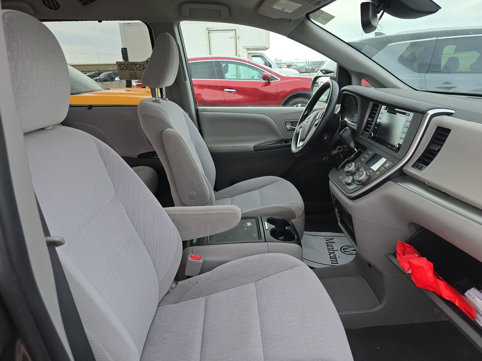 2020 Toyota Sienna LE AWD