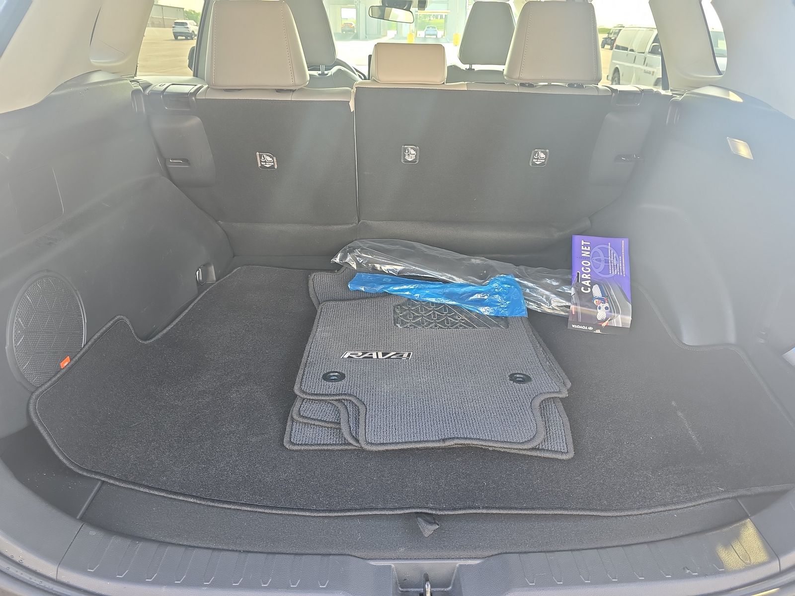 2023 Toyota RAV4 Hybrid XLE Premium AWD