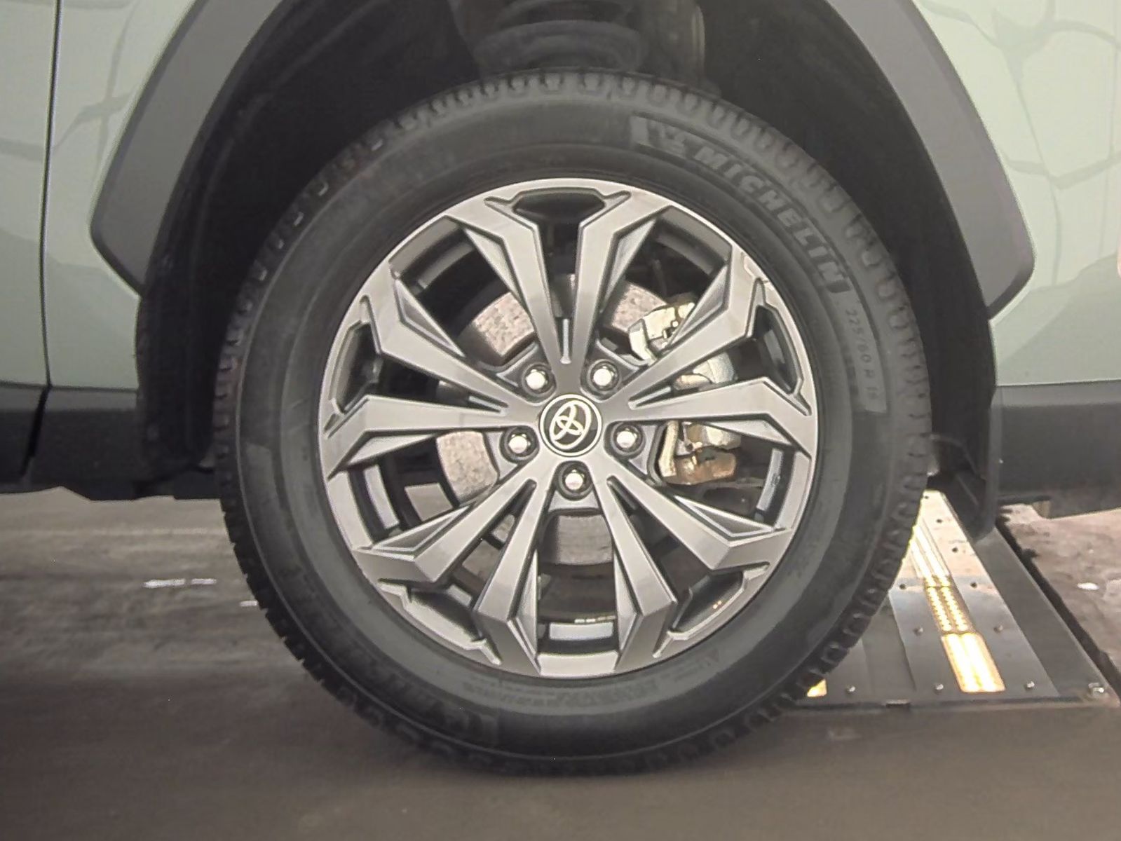 2023 Toyota RAV4 Hybrid XLE Premium AWD