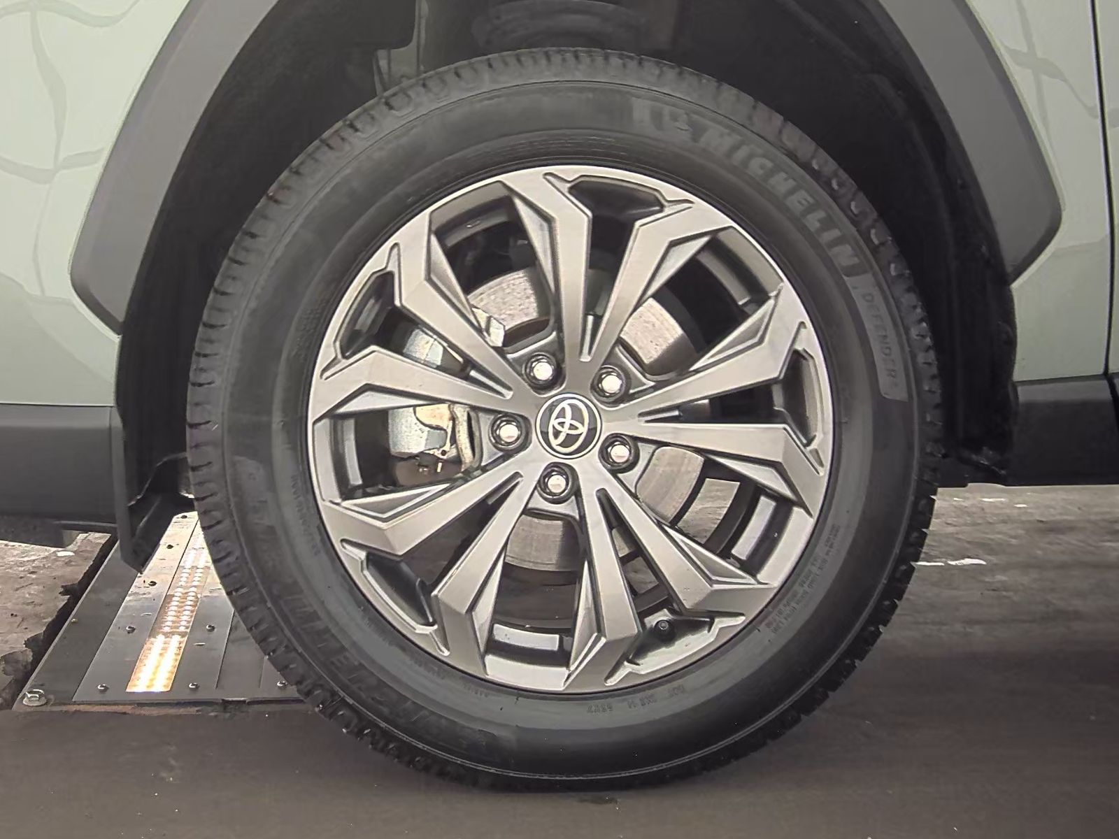 2023 Toyota RAV4 Hybrid XLE Premium AWD