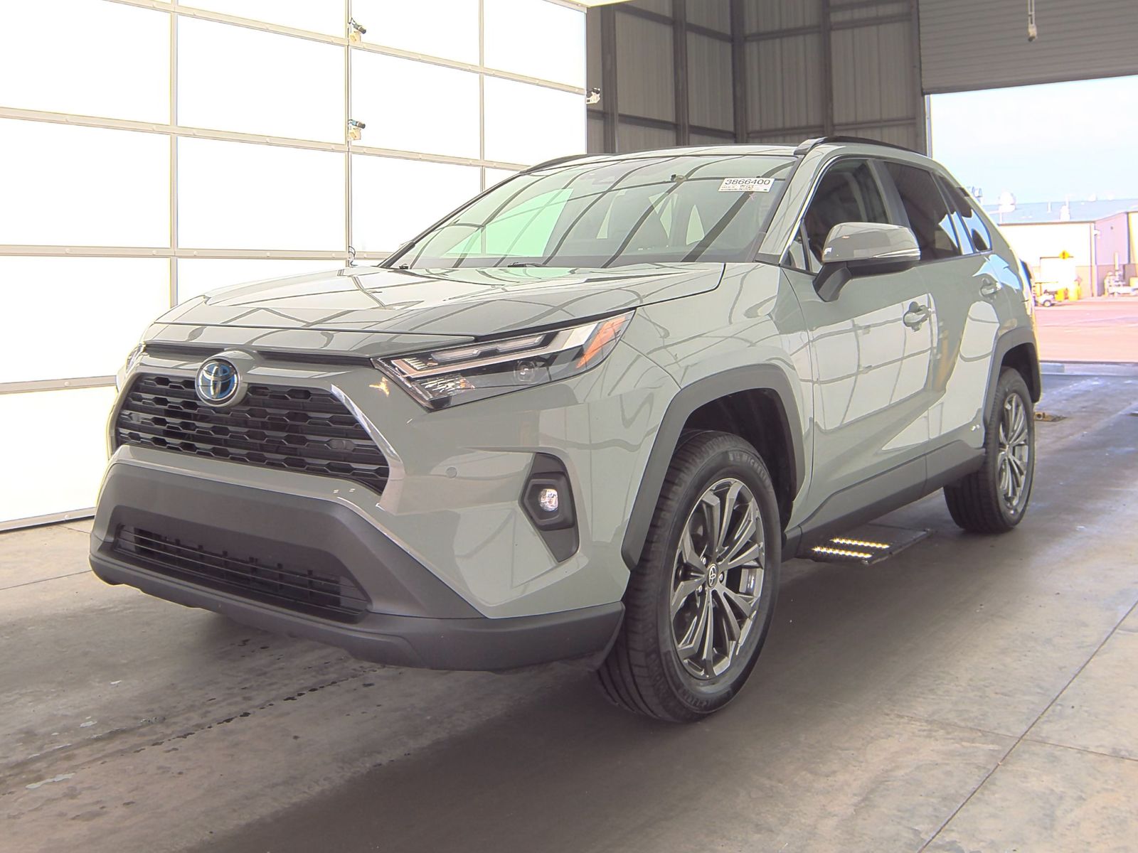 2023 Toyota RAV4 Hybrid XLE Premium AWD