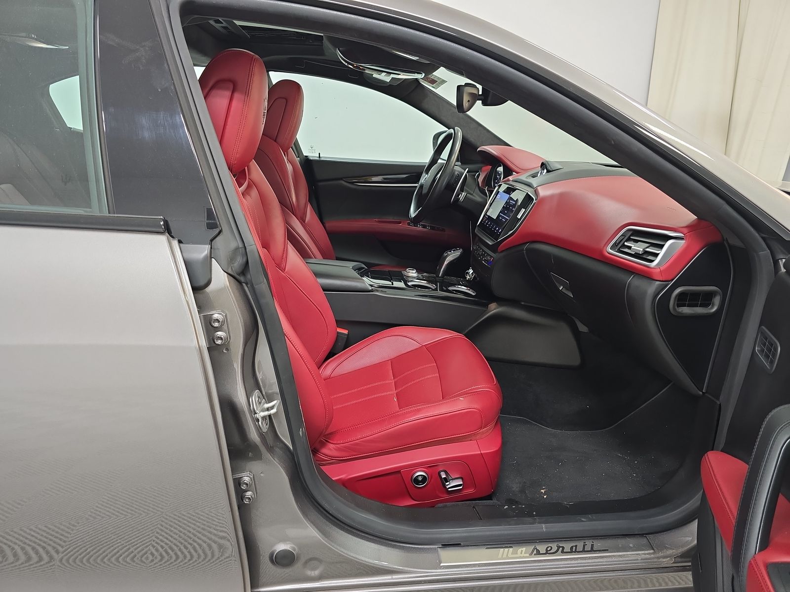 2022 Maserati Ghibli Modena Q4 AWD