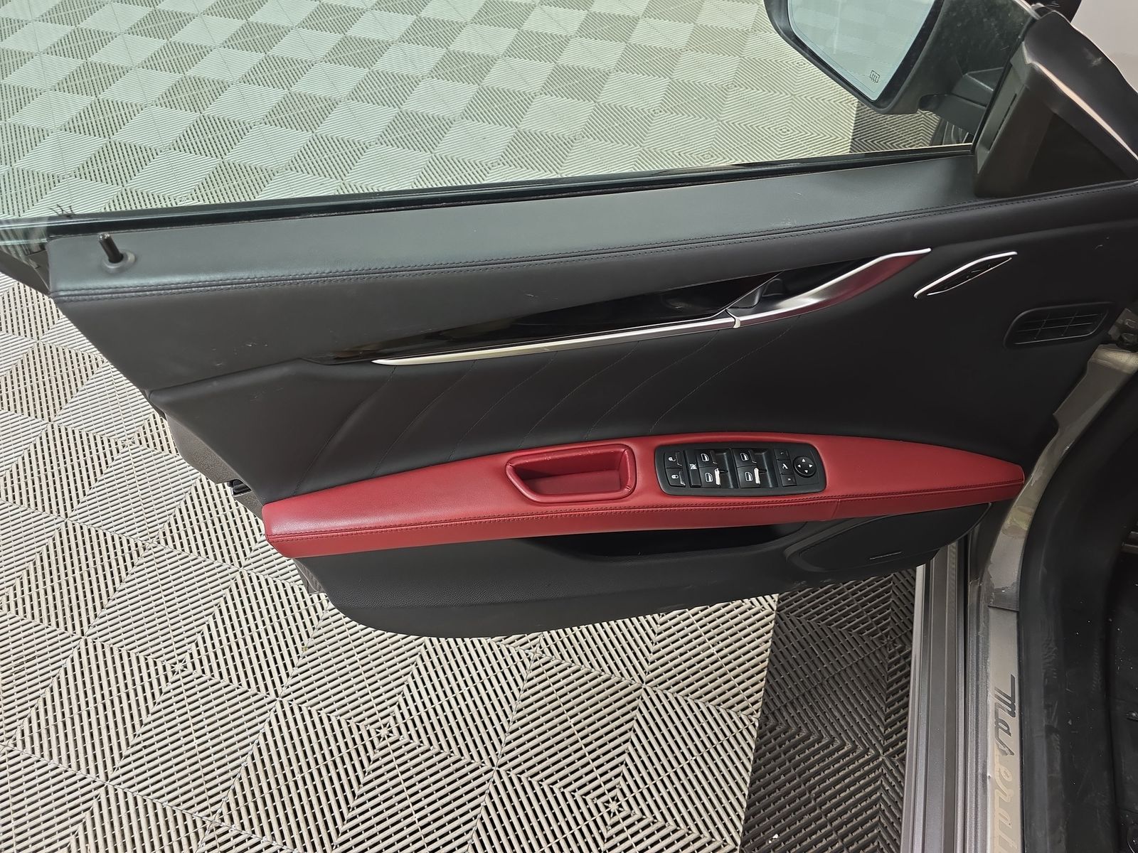 2022 Maserati Ghibli Modena Q4 AWD