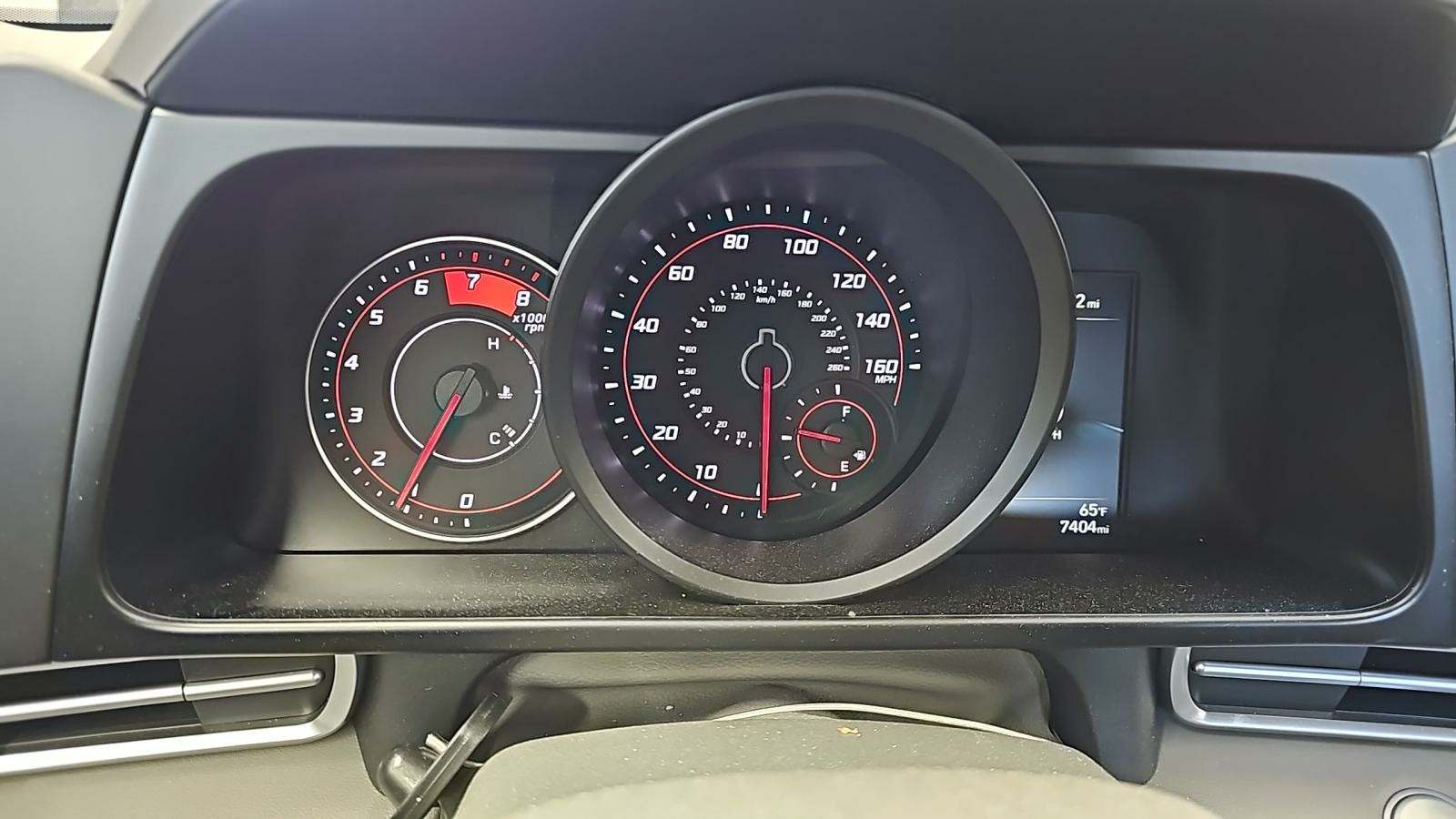 2023 Hyundai Elantra SEL FWD