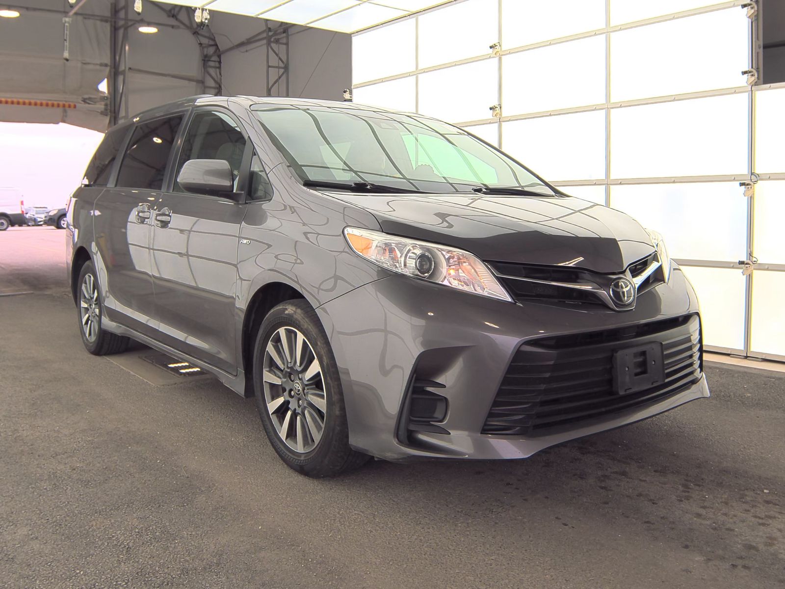 2020 Toyota Sienna LE AWD