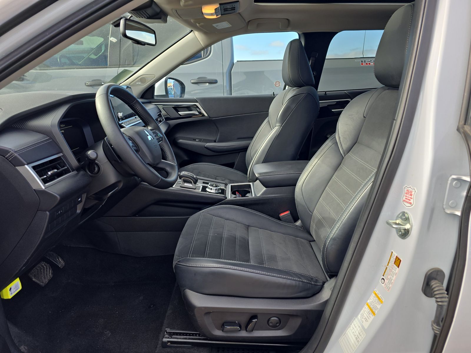 2024 Mitsubishi Outlander SE AWD