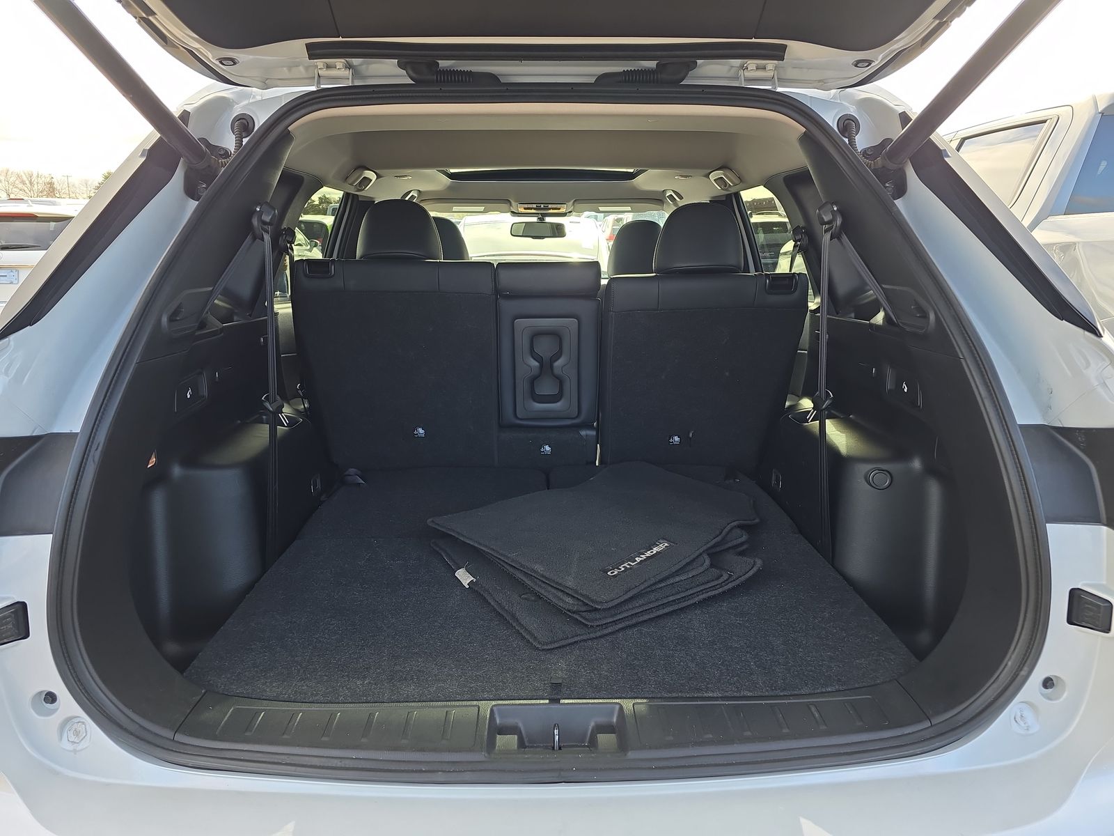 2024 Mitsubishi Outlander SE AWD