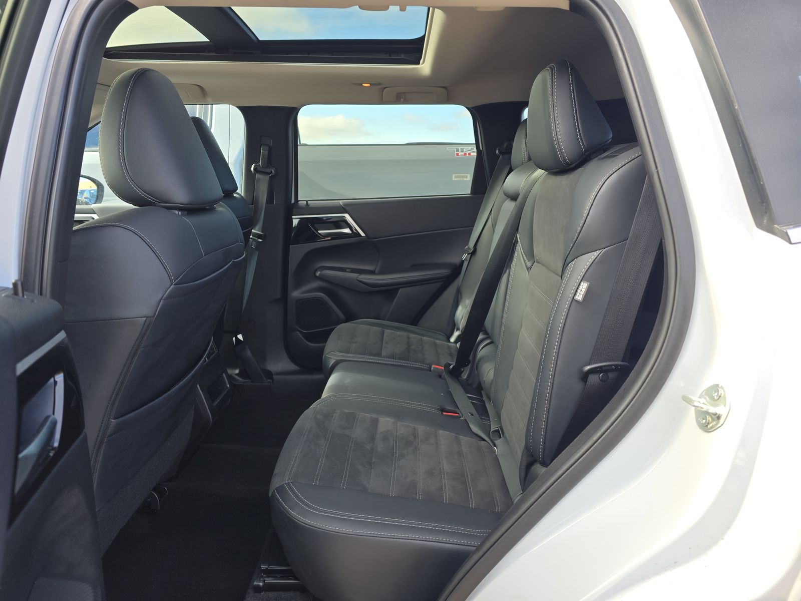 2024 Mitsubishi Outlander SE AWD