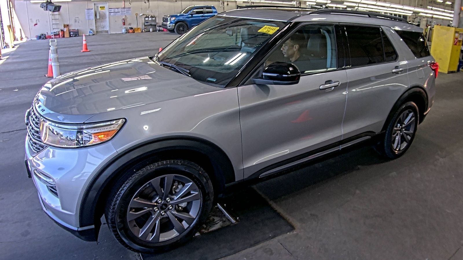 2022 Ford Explorer XLT AWD
