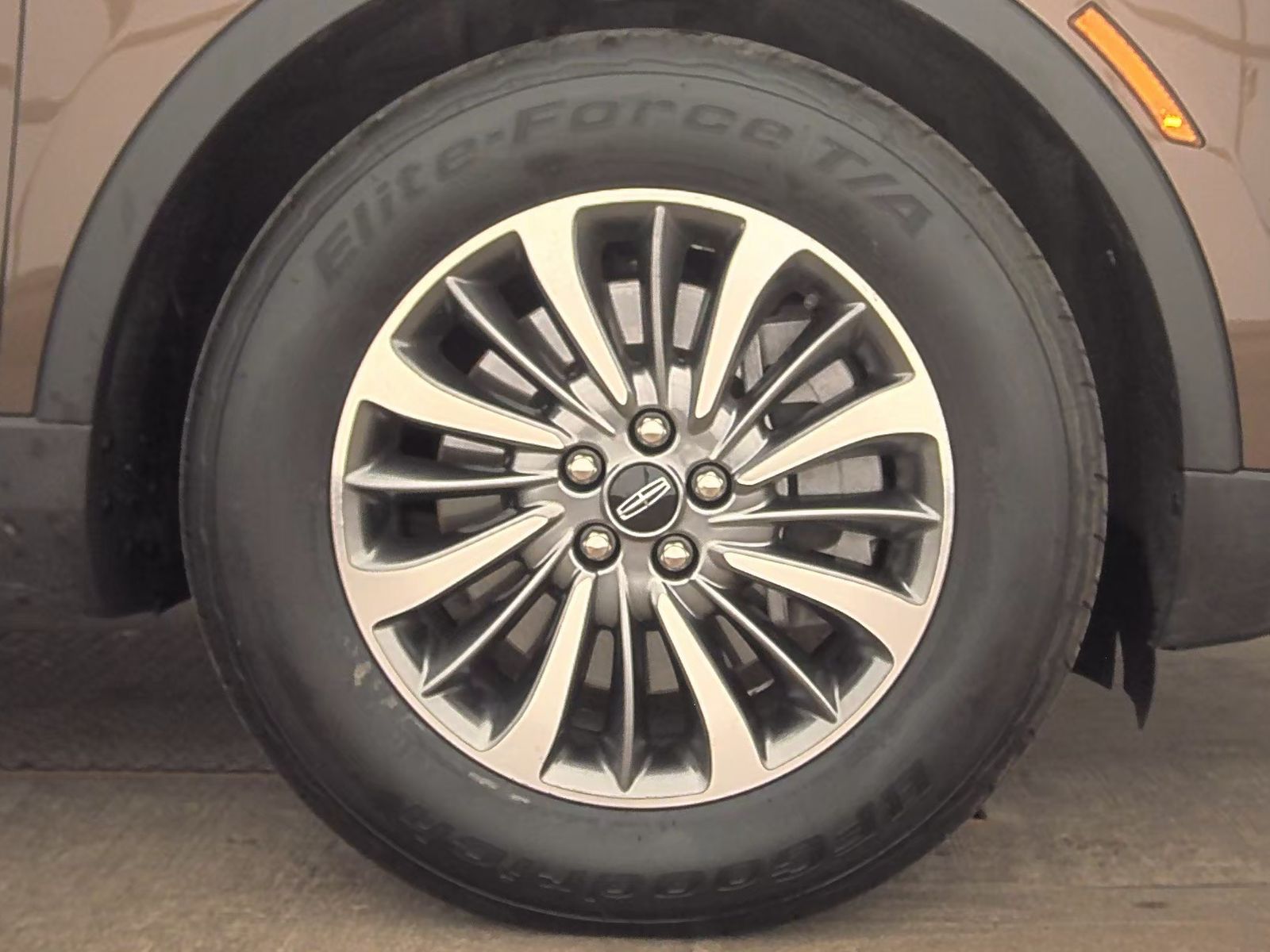 2022 Lincoln Nautilus Reserve AWD