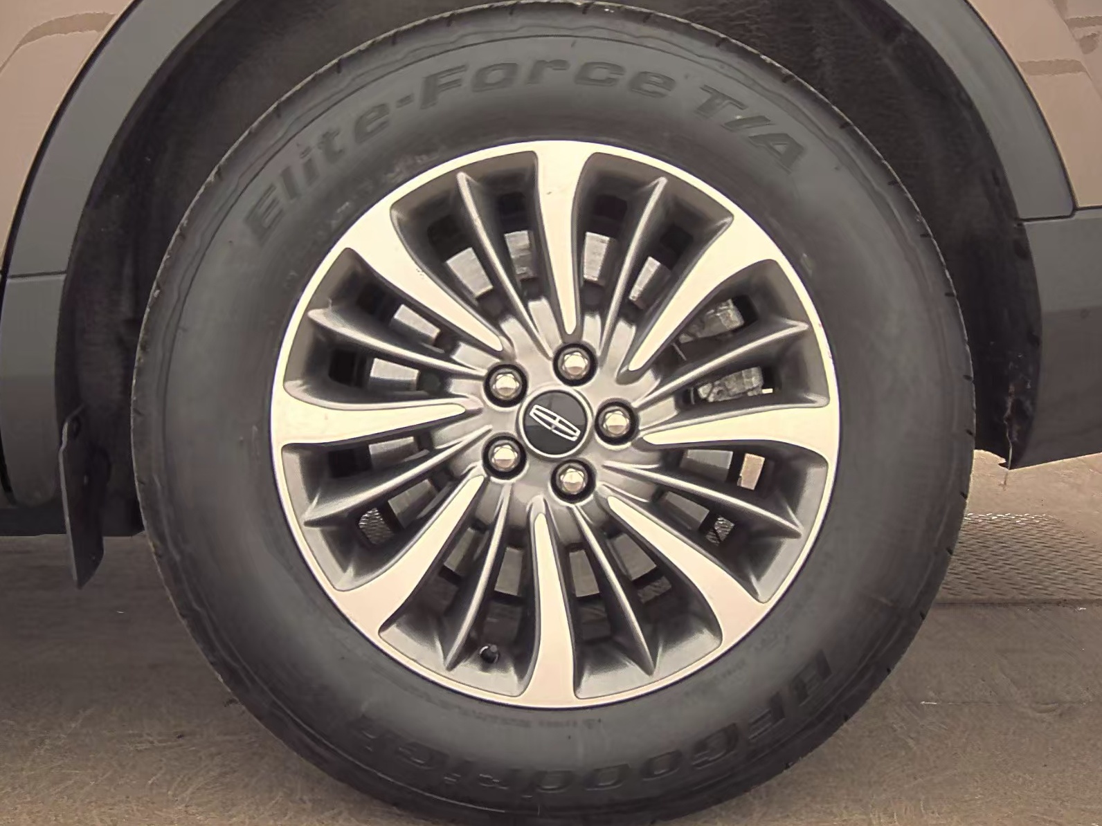 2022 Lincoln Nautilus Reserve AWD