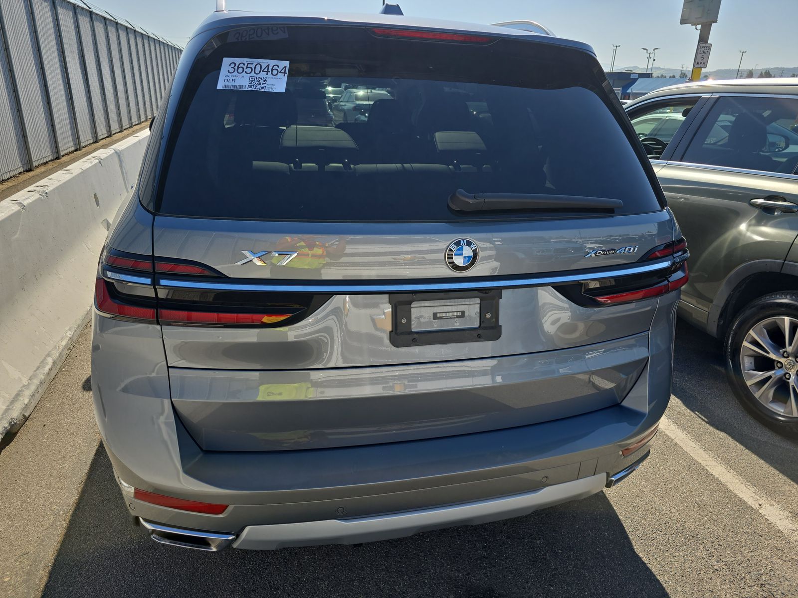 2023 BMW X7 xDrive40i AWD