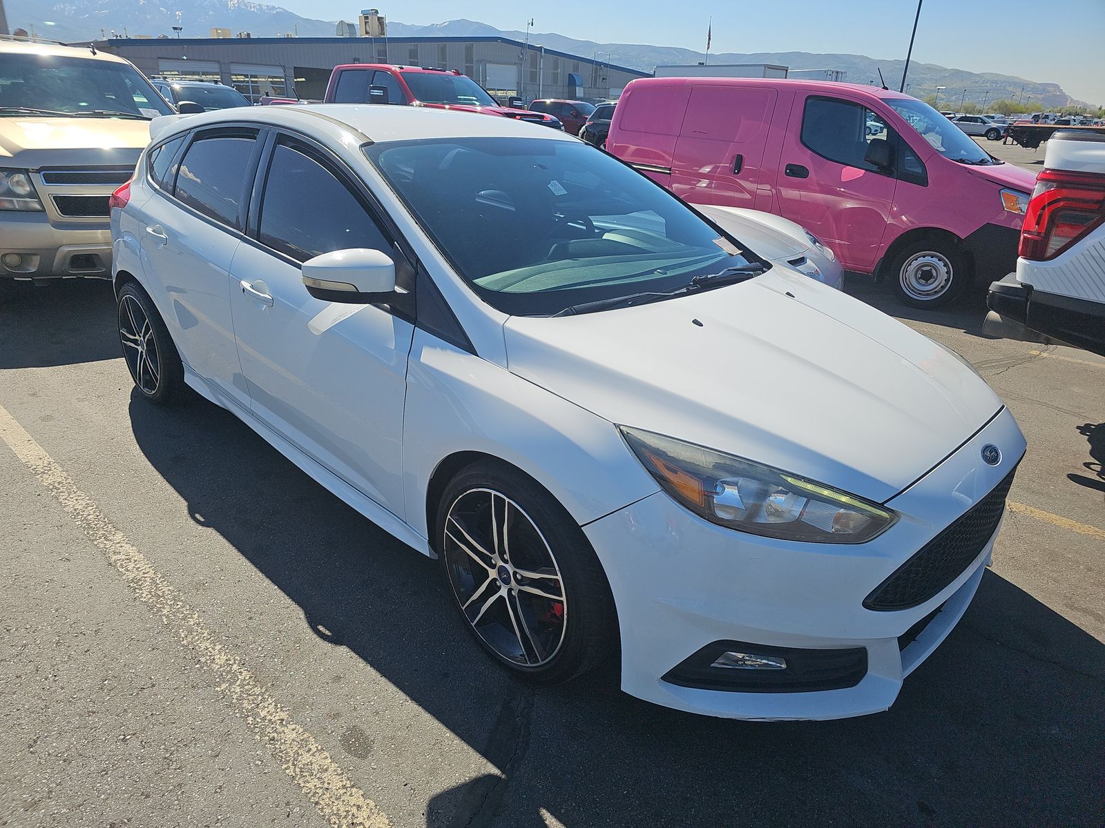 2018 Ford Focus ST FWD