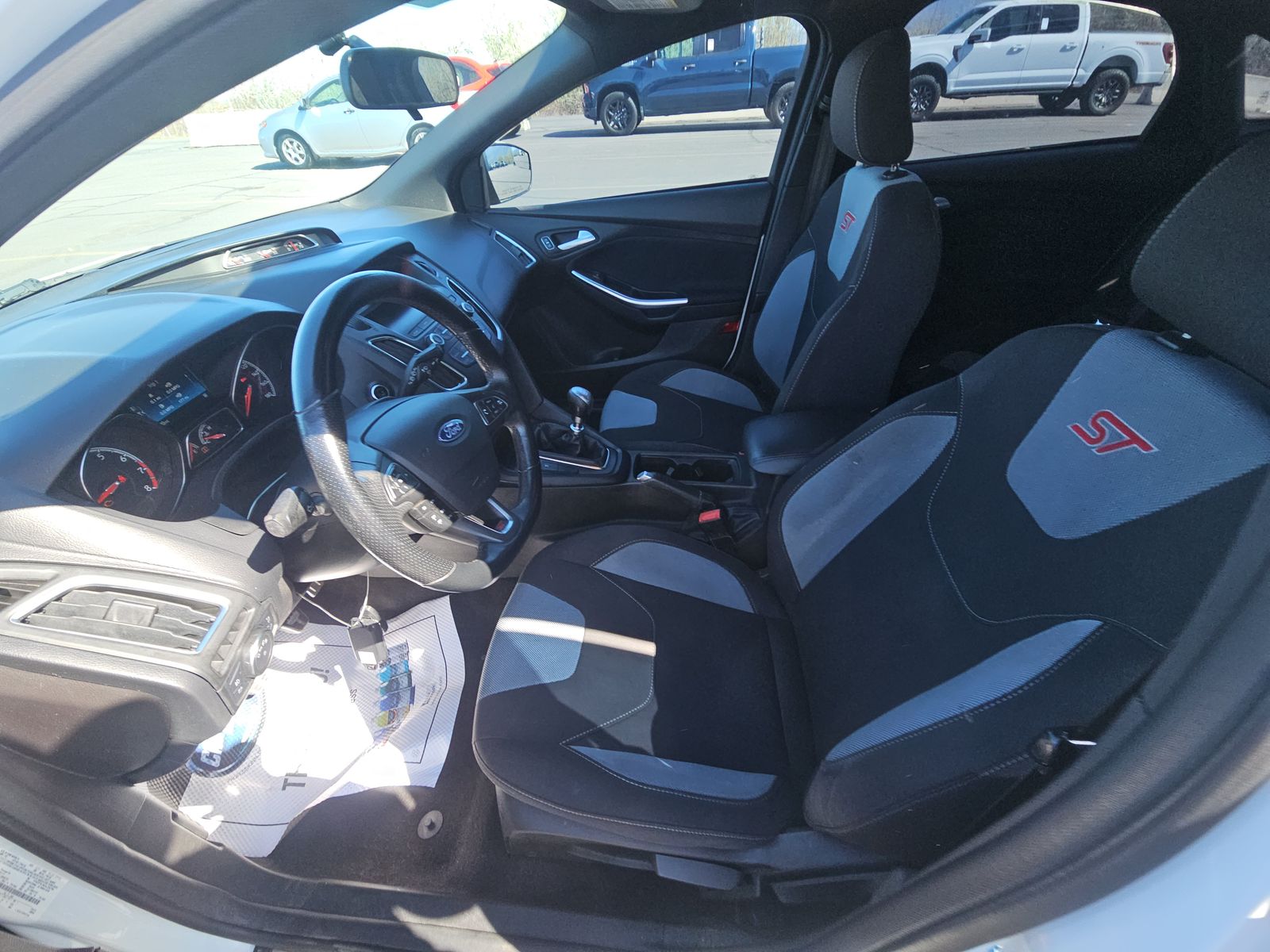 2018 Ford Focus ST FWD