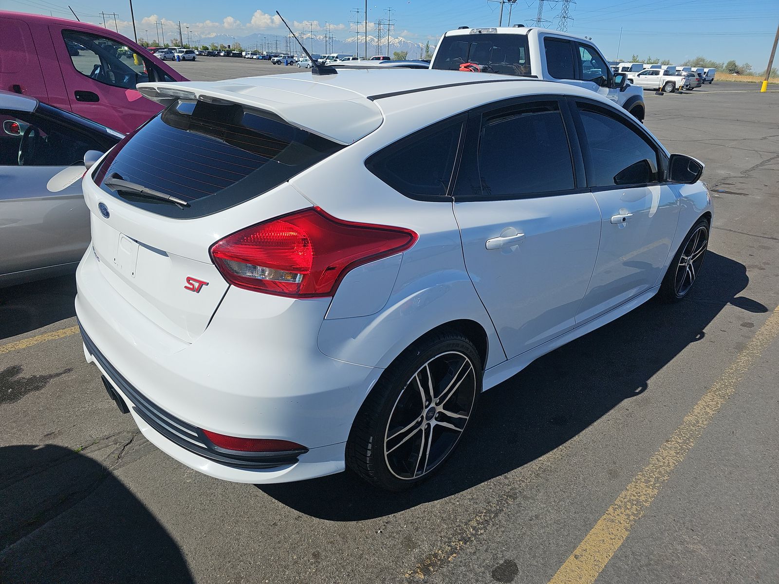 2018 Ford Focus ST FWD