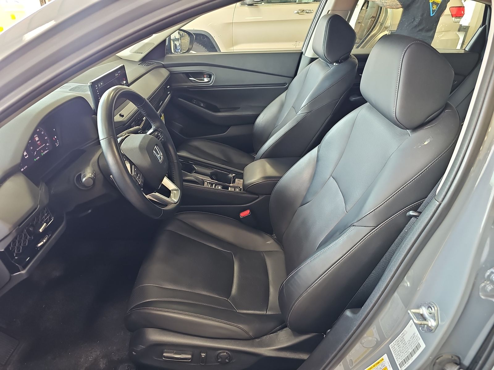 2023 Honda Accord Hybrid Touring FWD