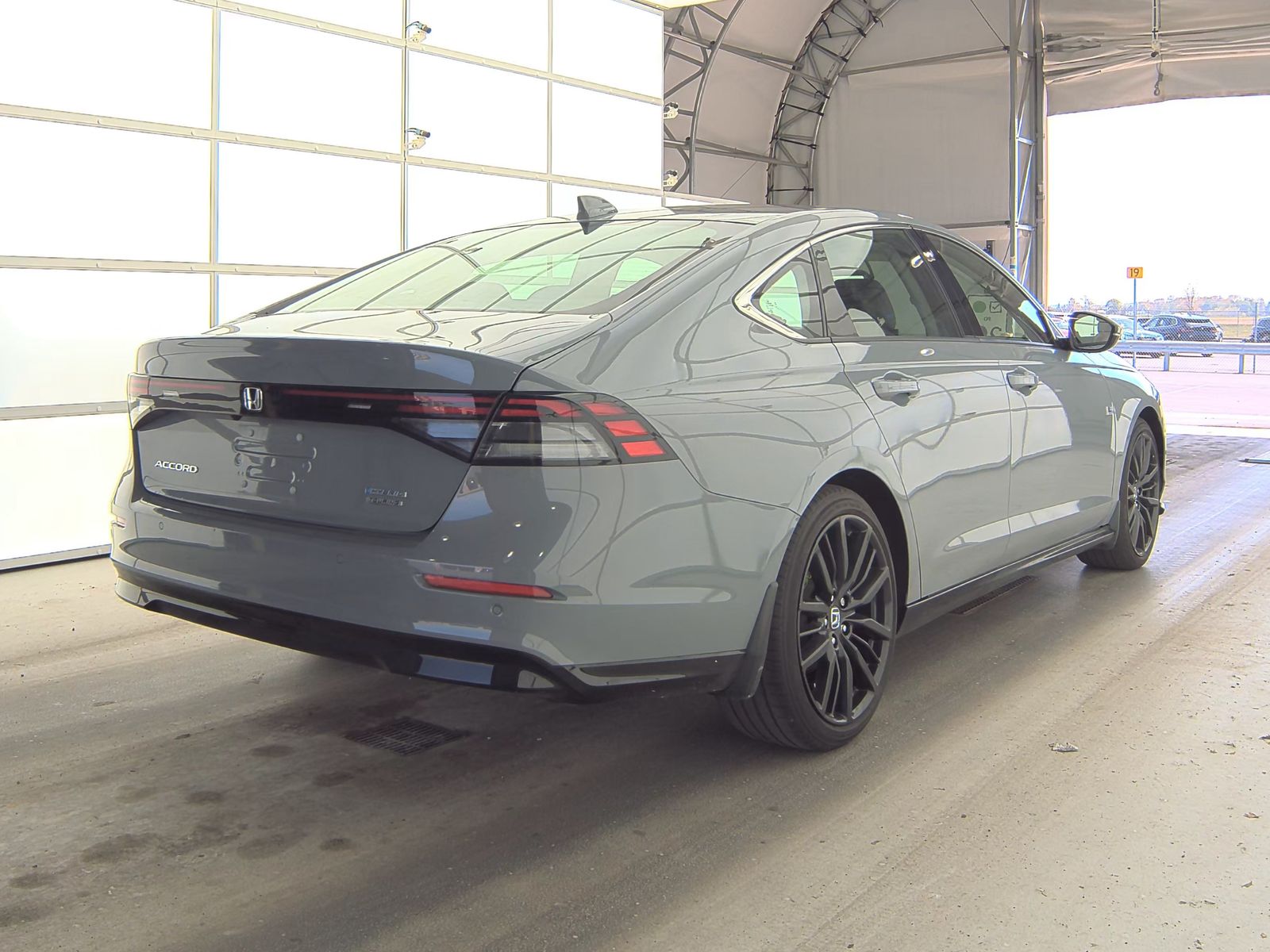 2023 Honda Accord Hybrid Touring FWD