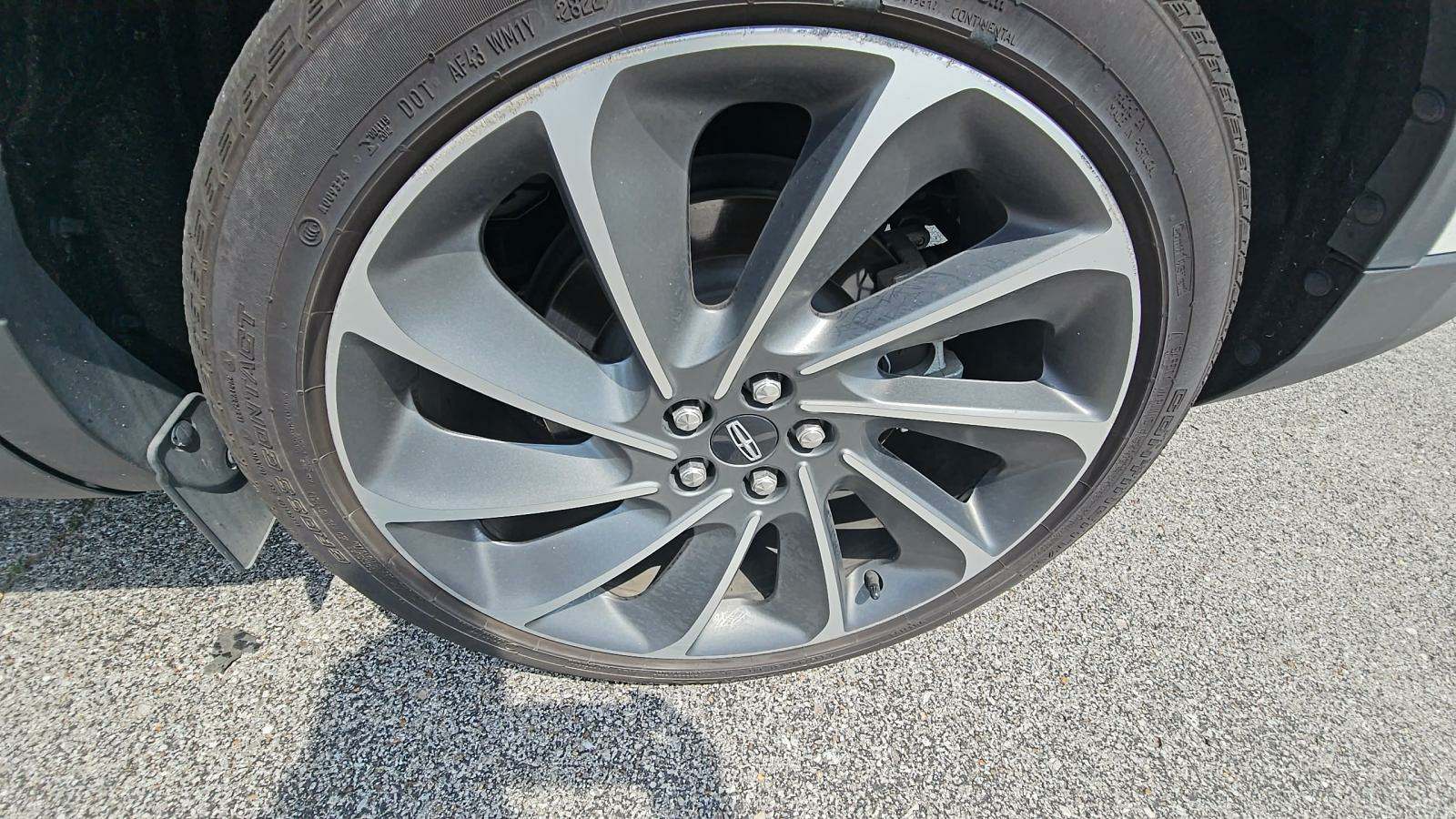 2022 Lincoln Nautilus Reserve AWD