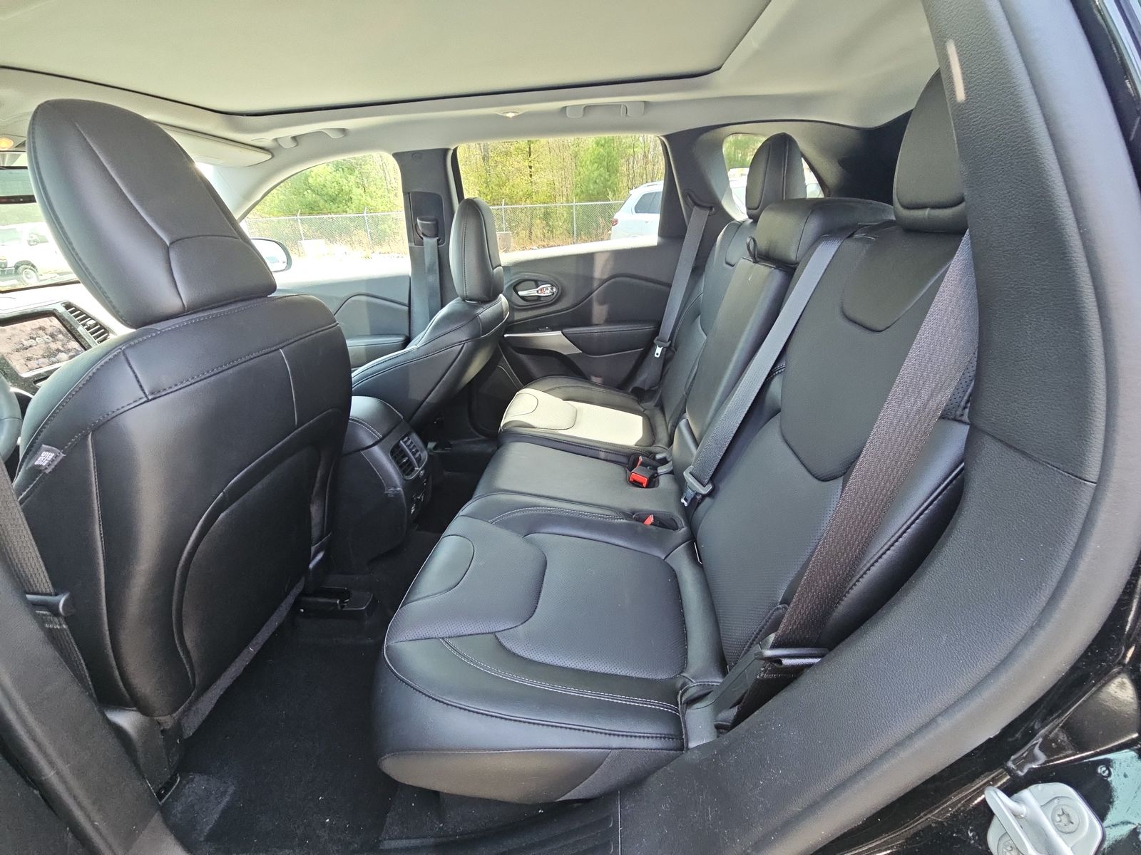 2022 Jeep Cherokee Limited AWD