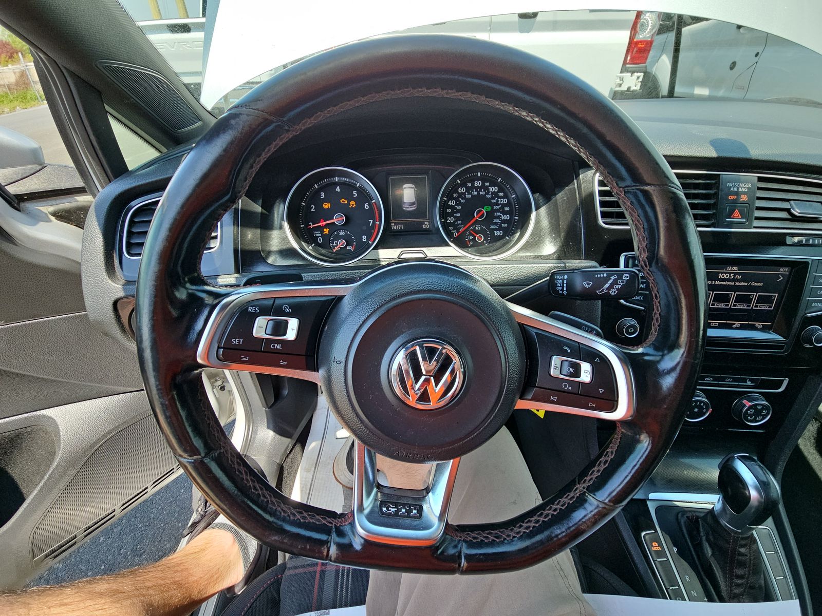 2015 Volkswagen Golf GTI 2.0T S FWD