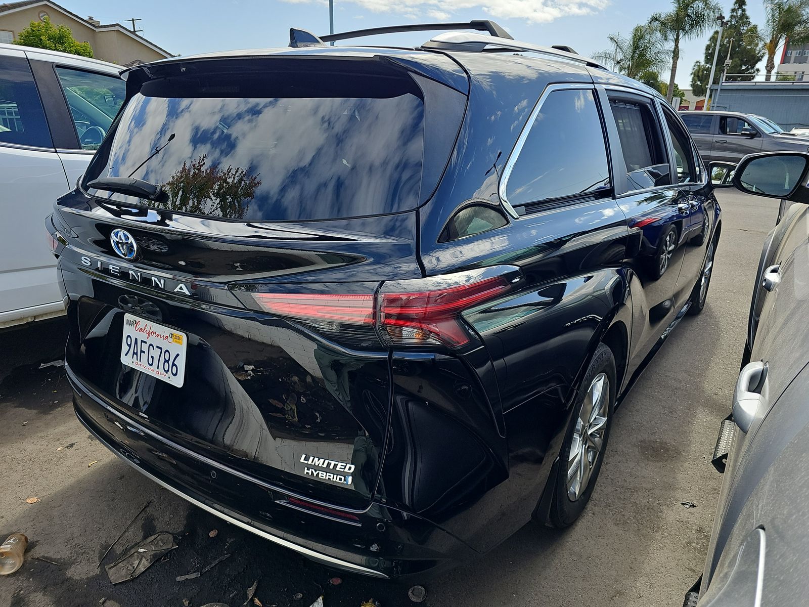 2022 Toyota Sienna Limited FWD