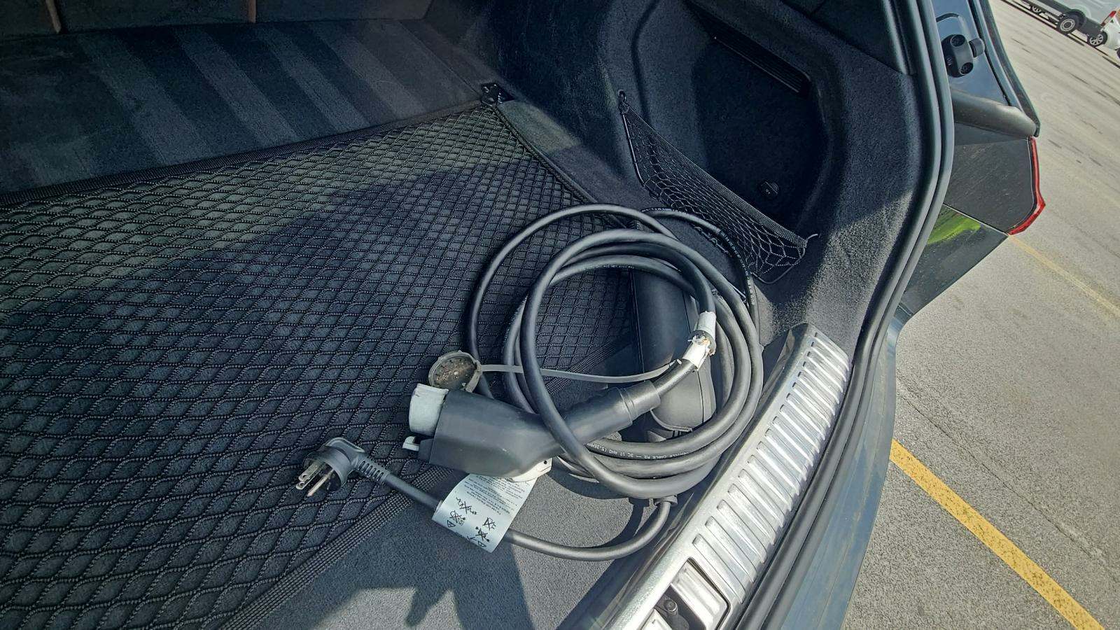 2022 Audi e-tron Premium AWD