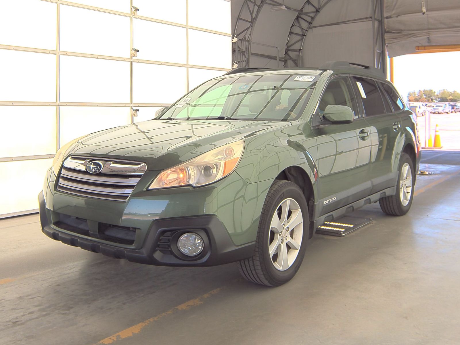 2013 Subaru Outback 2.5i Premium AWD