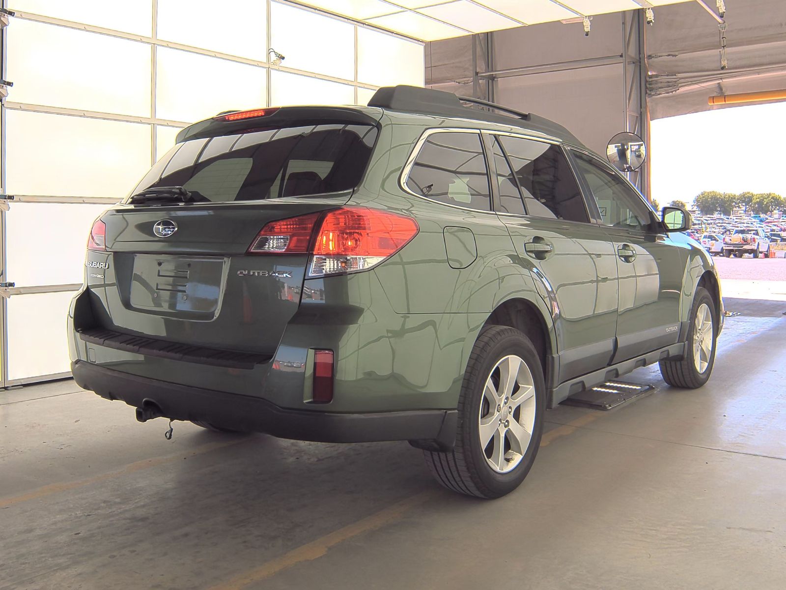 2013 Subaru Outback 2.5i Premium AWD