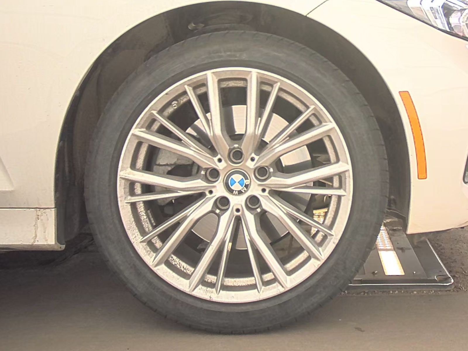 2024 BMW 3 Series 330i xDrive AWD