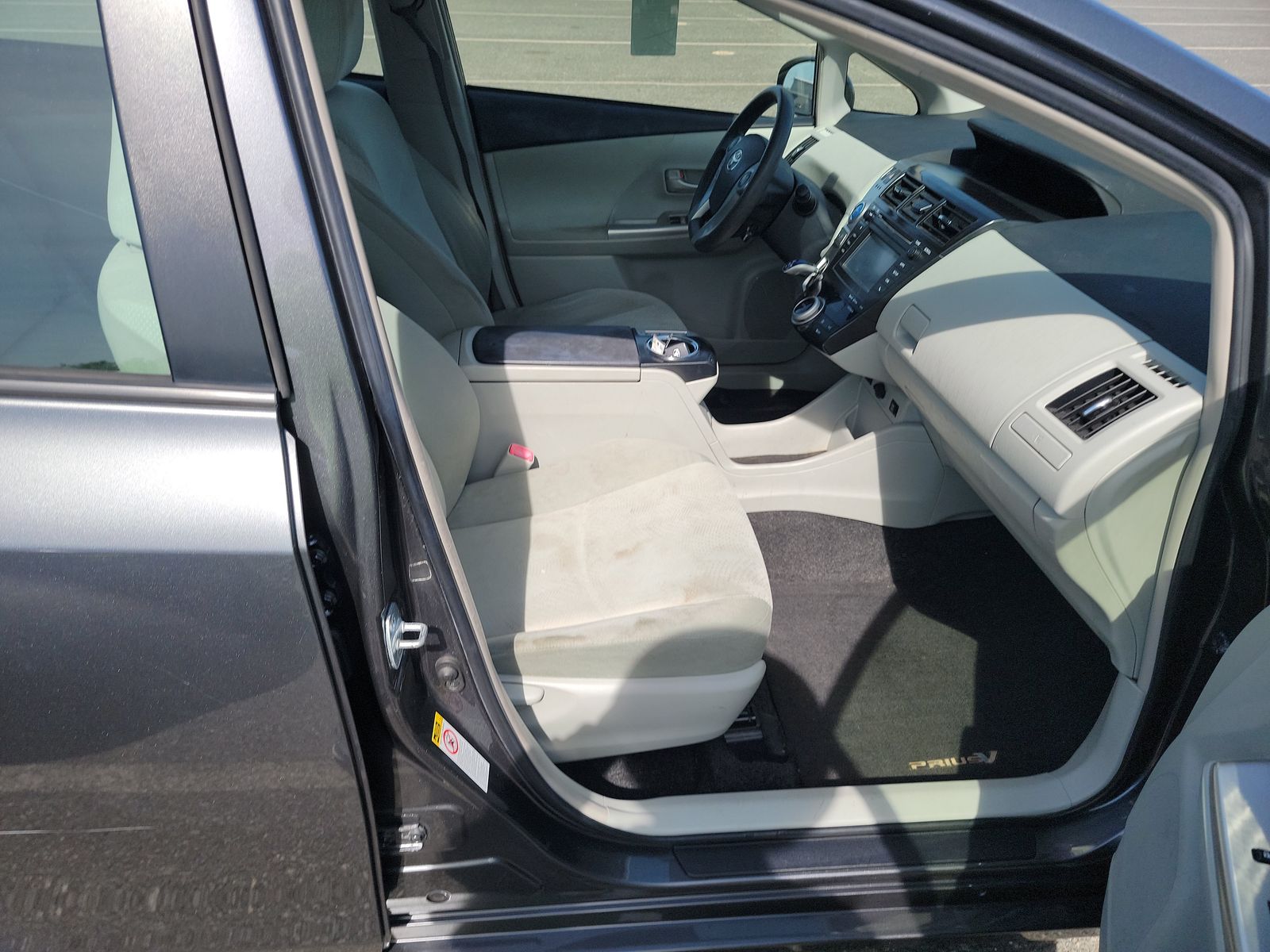 2012 Toyota Prius v Three FWD